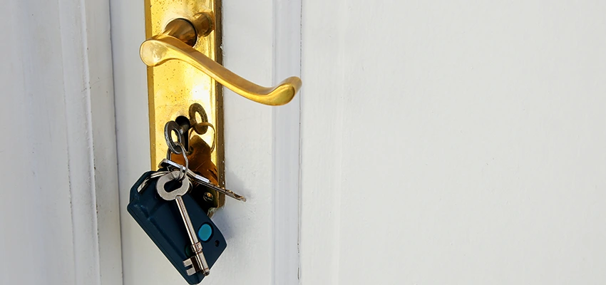 Broken Door Key Extraction in Pedley, CA